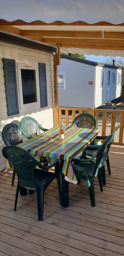 Mobilhome Climatise 3 Chambres Vic-la-Gardiole Exteriör bild